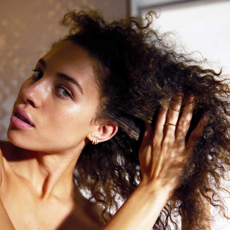 How to Welcome Hair Oil into Your Routine